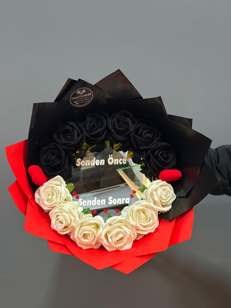 YAPAY GÜLLÜ AYNALI BUKET